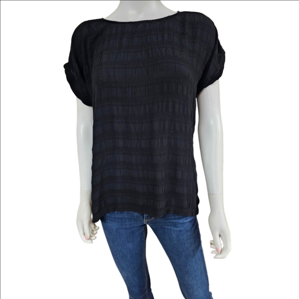 Studio B Short Sleeve Textured Blouse Size M